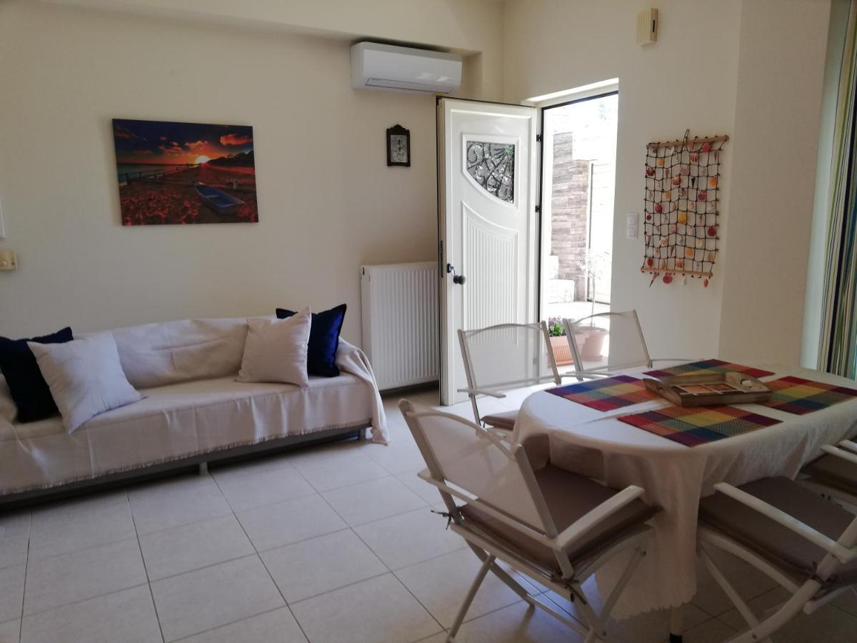 Althea Holiday Studio Agia Marina  Exterior photo